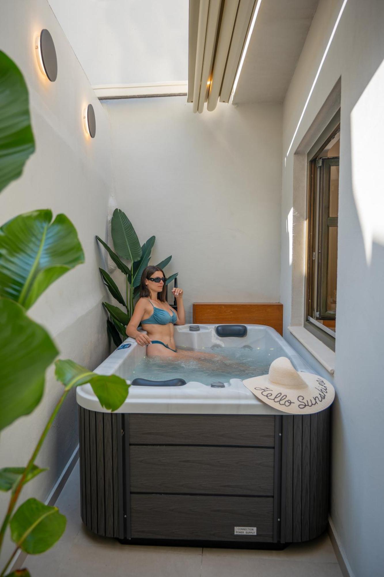 Rettimo Suites, Experience Luxury In The Heart Of Rethymno Экстерьер фото