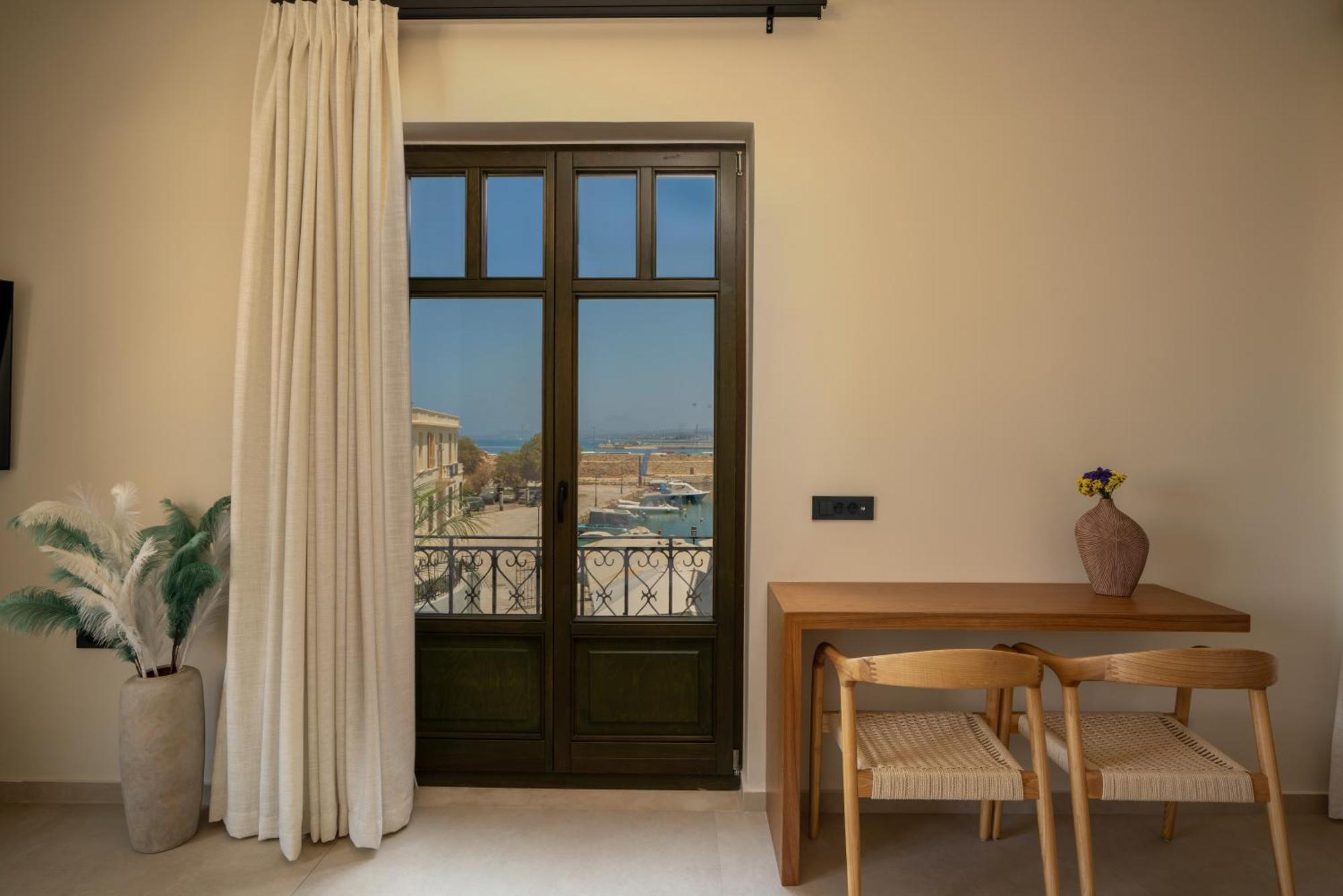 Rettimo Suites, Experience Luxury In The Heart Of Rethymno Экстерьер фото