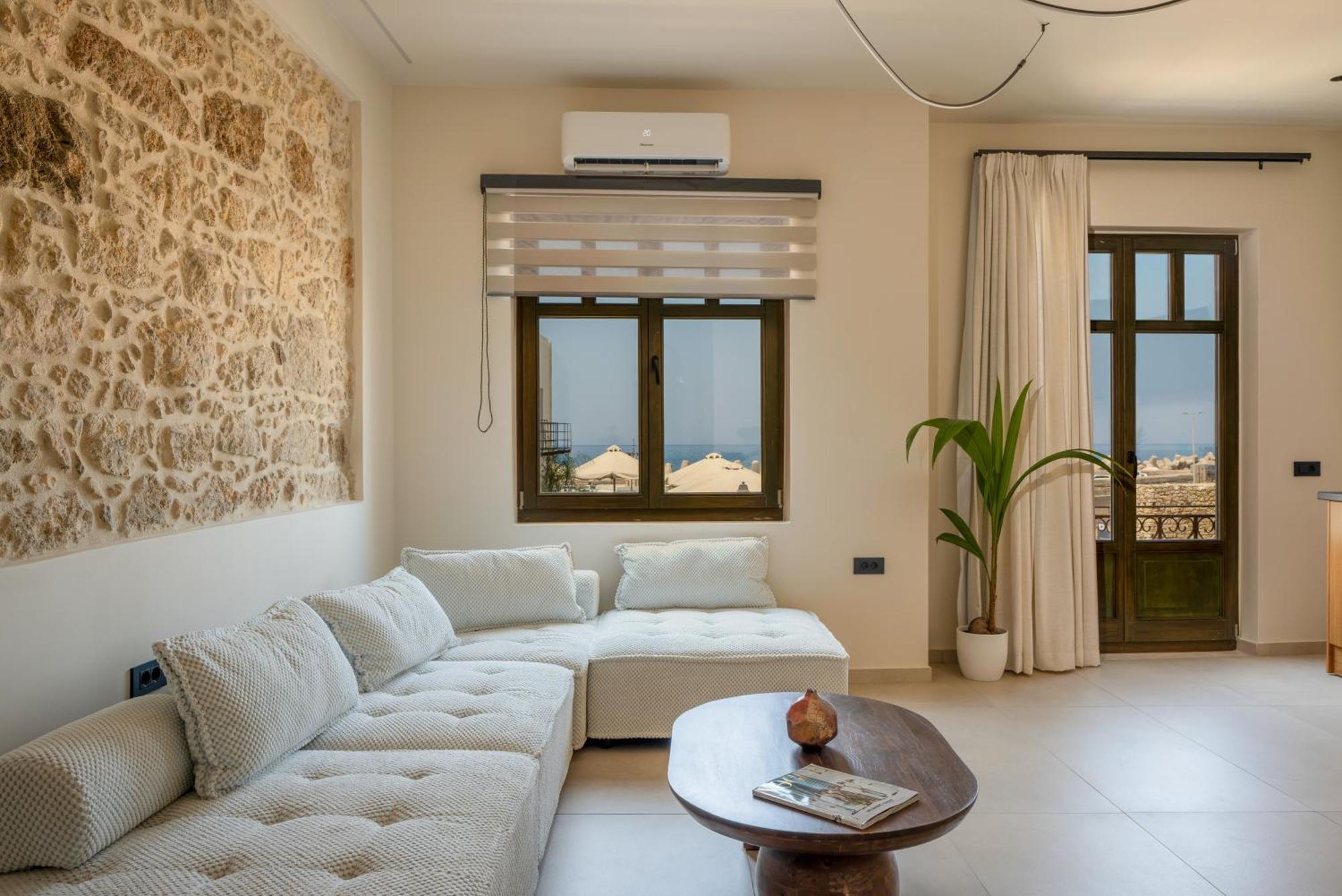 Rettimo Suites, Experience Luxury In The Heart Of Rethymno Экстерьер фото